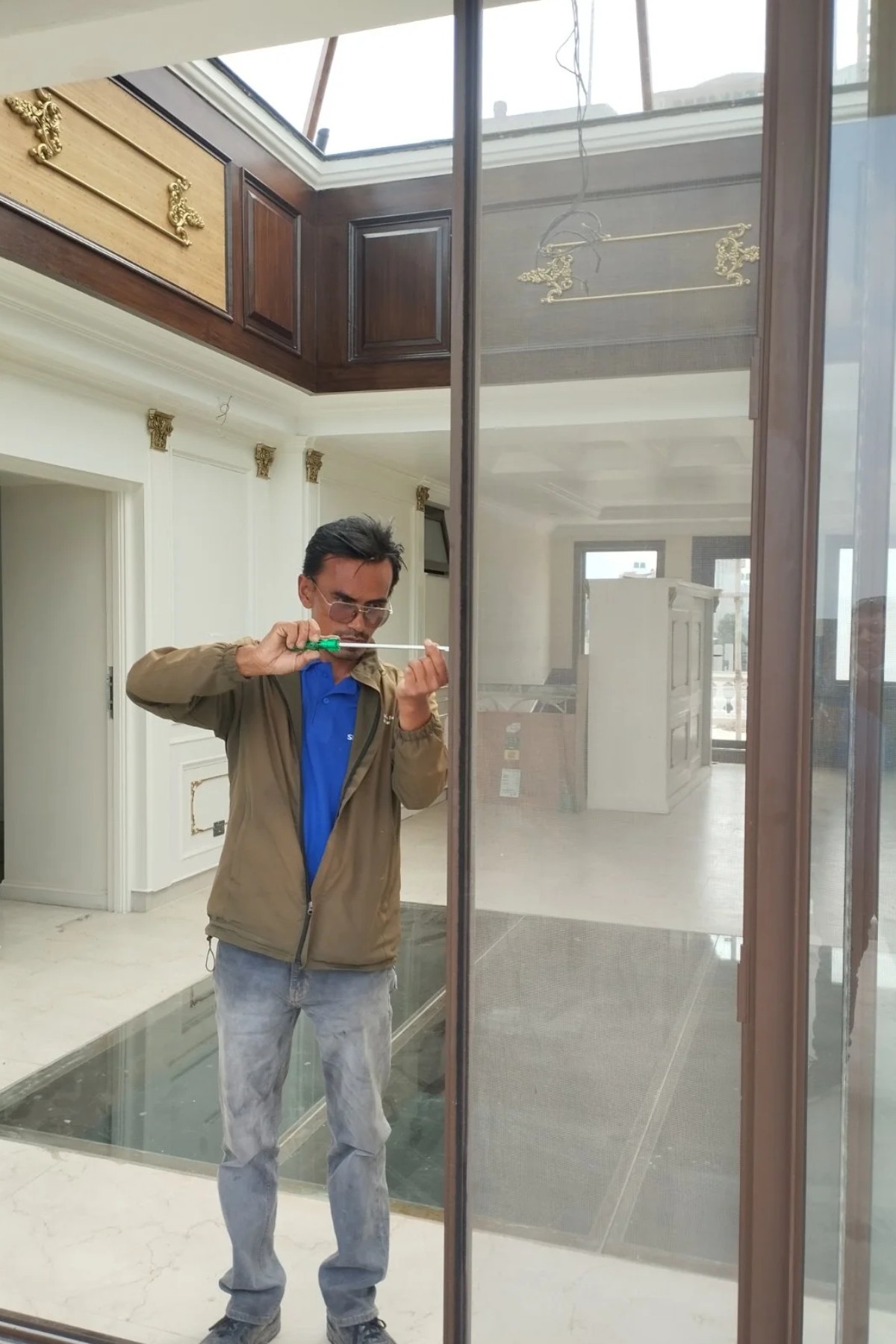 aluminium window repair in Nepal